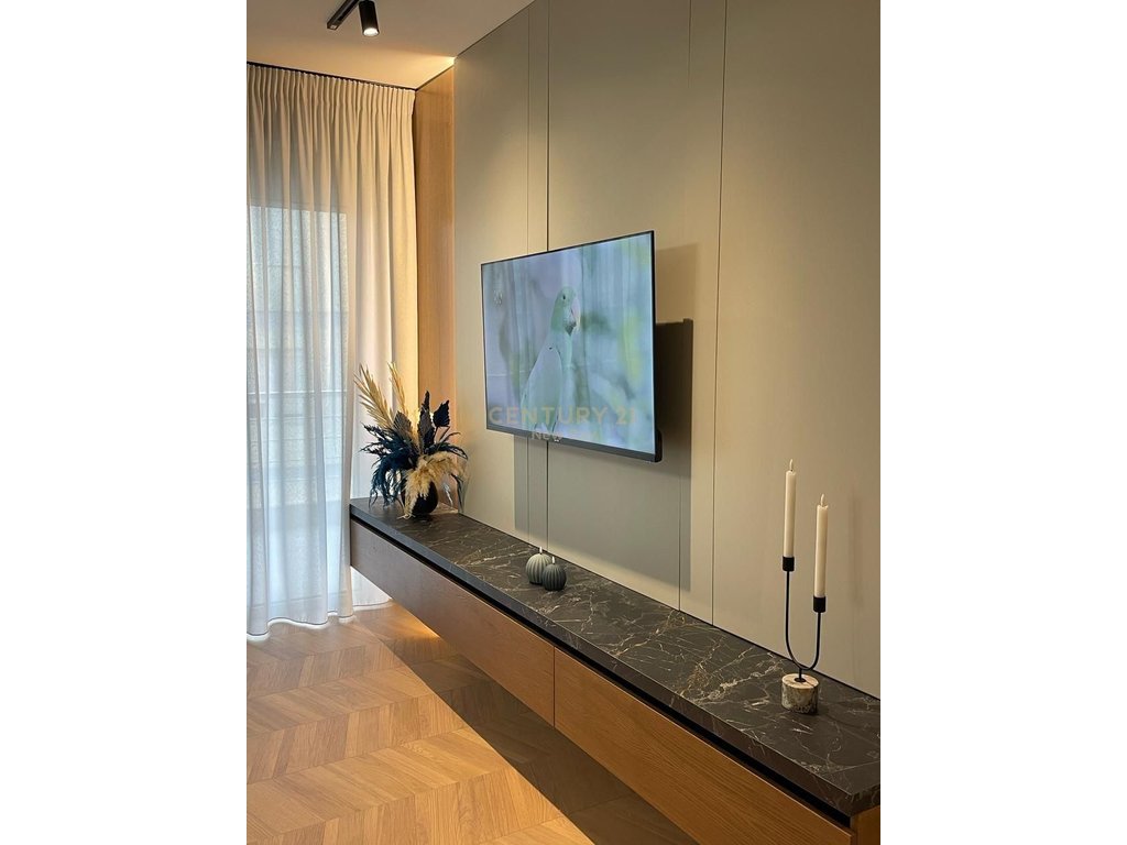 MODERN APARTMENT FOR SALE IN THE BEACH AREA!