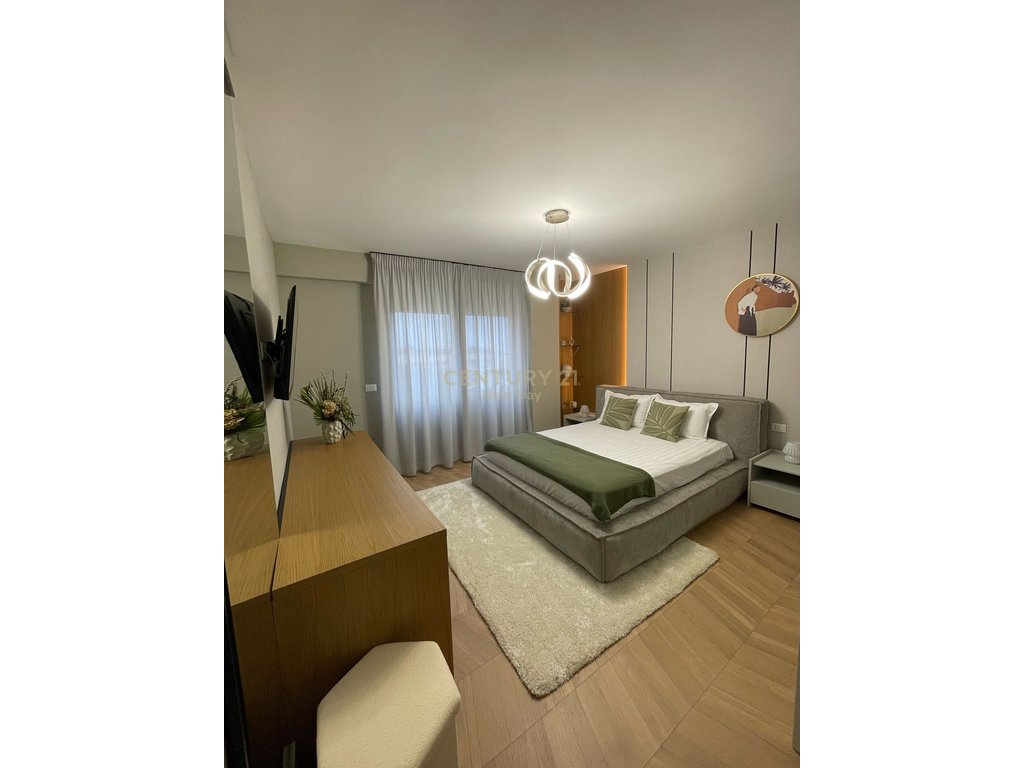 MODERN APARTMENT FOR SALE IN THE BEACH AREA!