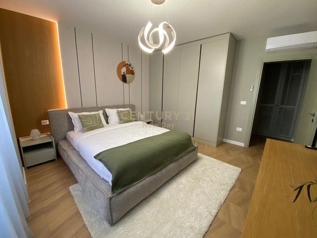 MODERN APARTMENT FOR SALE IN THE BEACH AREA!