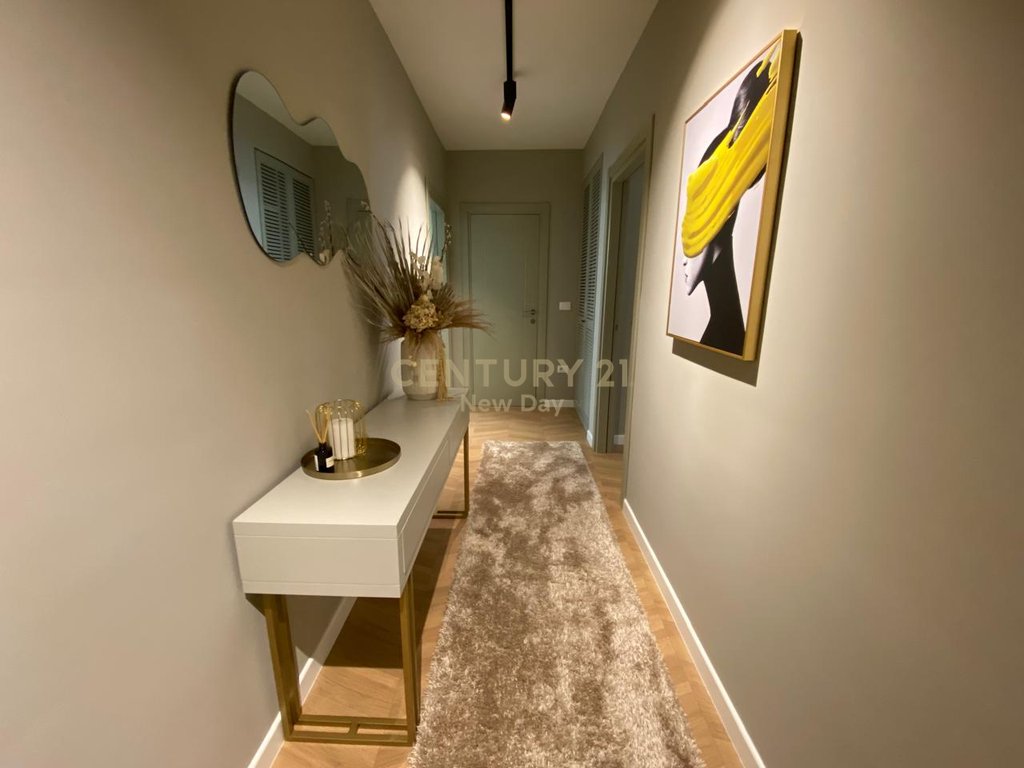 MODERN APARTMENT FOR SALE IN THE BEACH AREA!