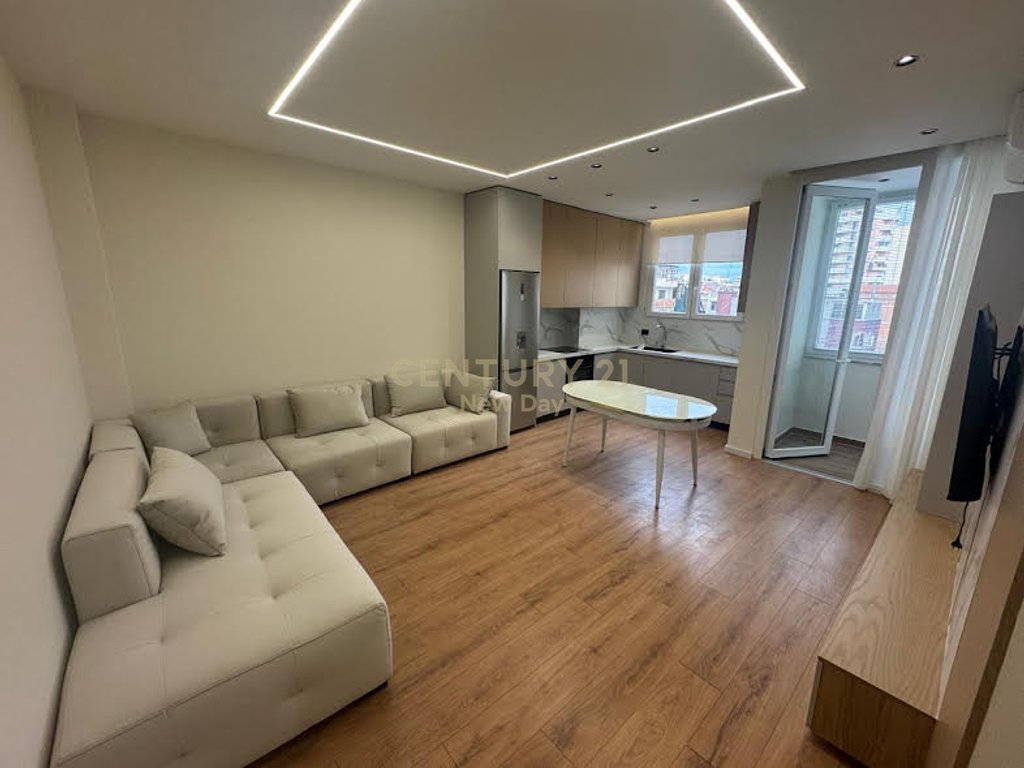 1+1 WITH RENT NEAR BLUE STAR