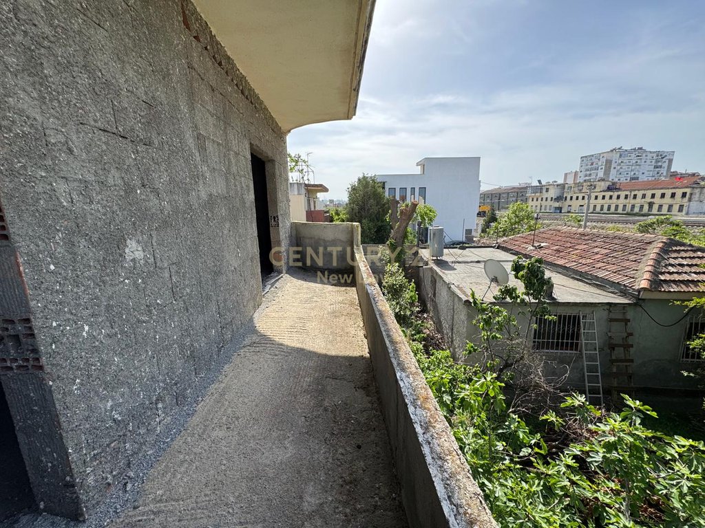 Two-Story Villa for Sale in Shkozet 235,000 Euro
