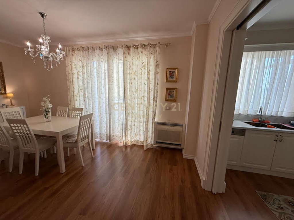 2+1+2 apartment for rent in the Old District area.
