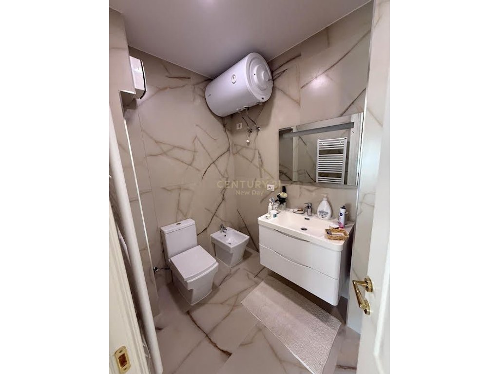 2+1+2 apartment for rent in the Old District area.