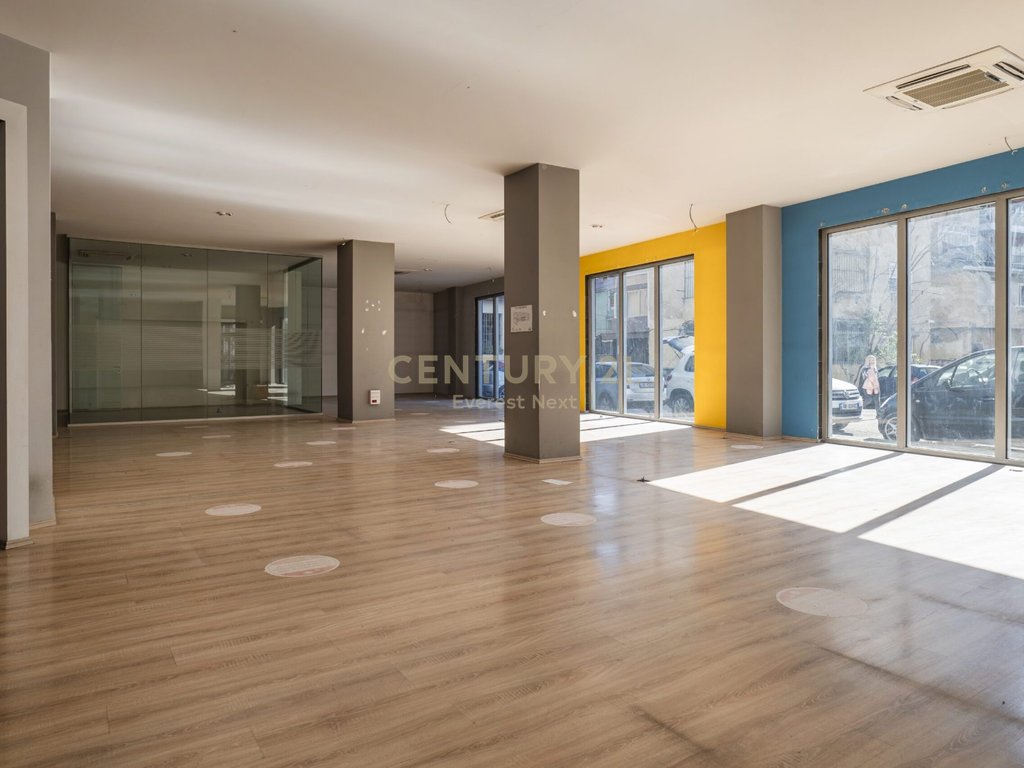 Commercial Space for Rent New Market Electric