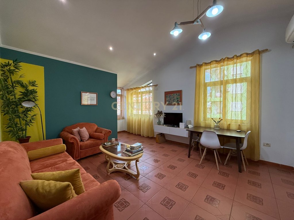 Apartment 2+1 for sale in Blloka (Juvenilja)