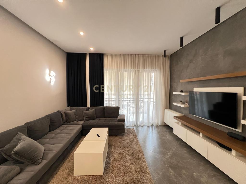 APARTMENT 2+1+PARKING SPACE FOR RENT IN DELIJORGJI COMPLEX