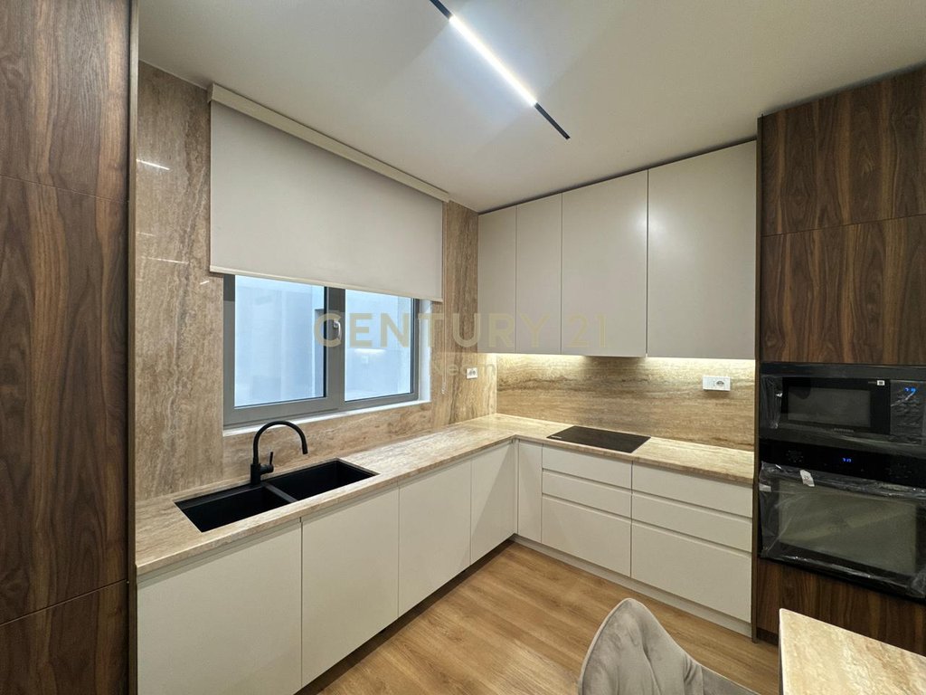 QIRA, PREMIUM APARTMENT 2+1+2+YARD with PARKING SPACE ‼️