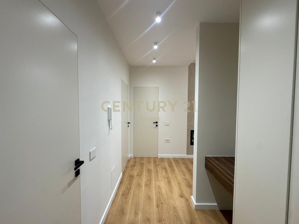 QIRA, PREMIUM APARTMENT 2+1+2+YARD with PARKING SPACE ‼️