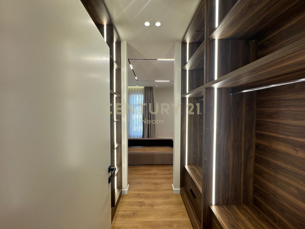 QIRA, PREMIUM APARTMENT 2+1+2+YARD with PARKING SPACE ‼️
