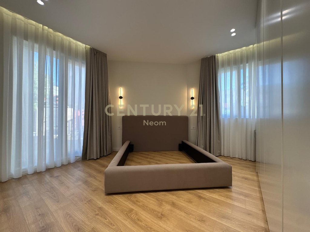 QIRA, PREMIUM APARTMENT 2+1+2+YARD with PARKING SPACE ‼️