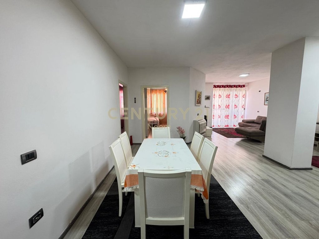 2+1 APARTMENT FOR RENT NEAR GRAND GALLERY IN YZBERISHT!