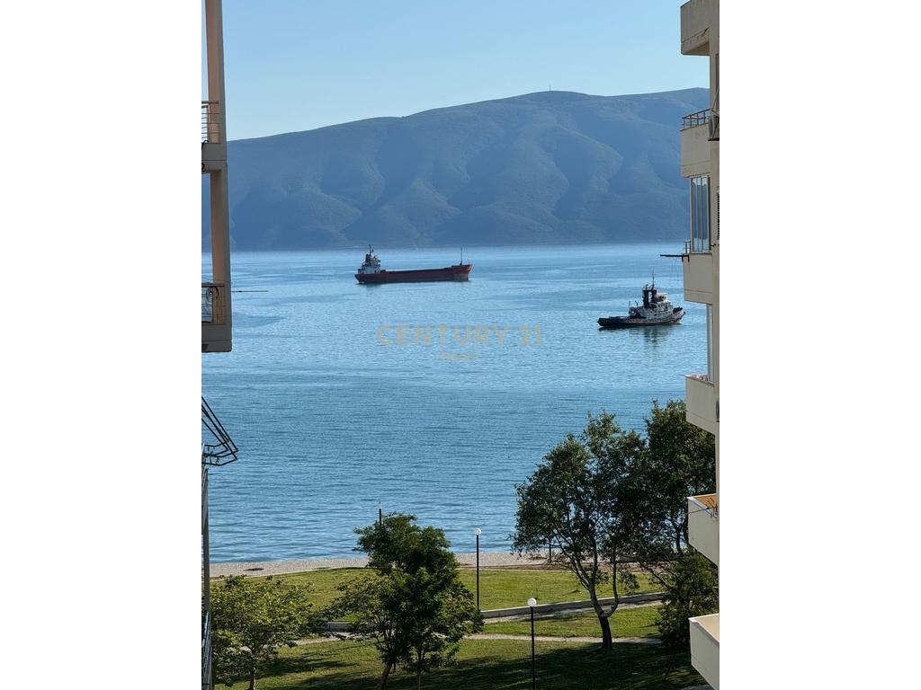 APARTMENT 1+1 FOR SALE ON THE LUNGOMARE, SEA VIEW