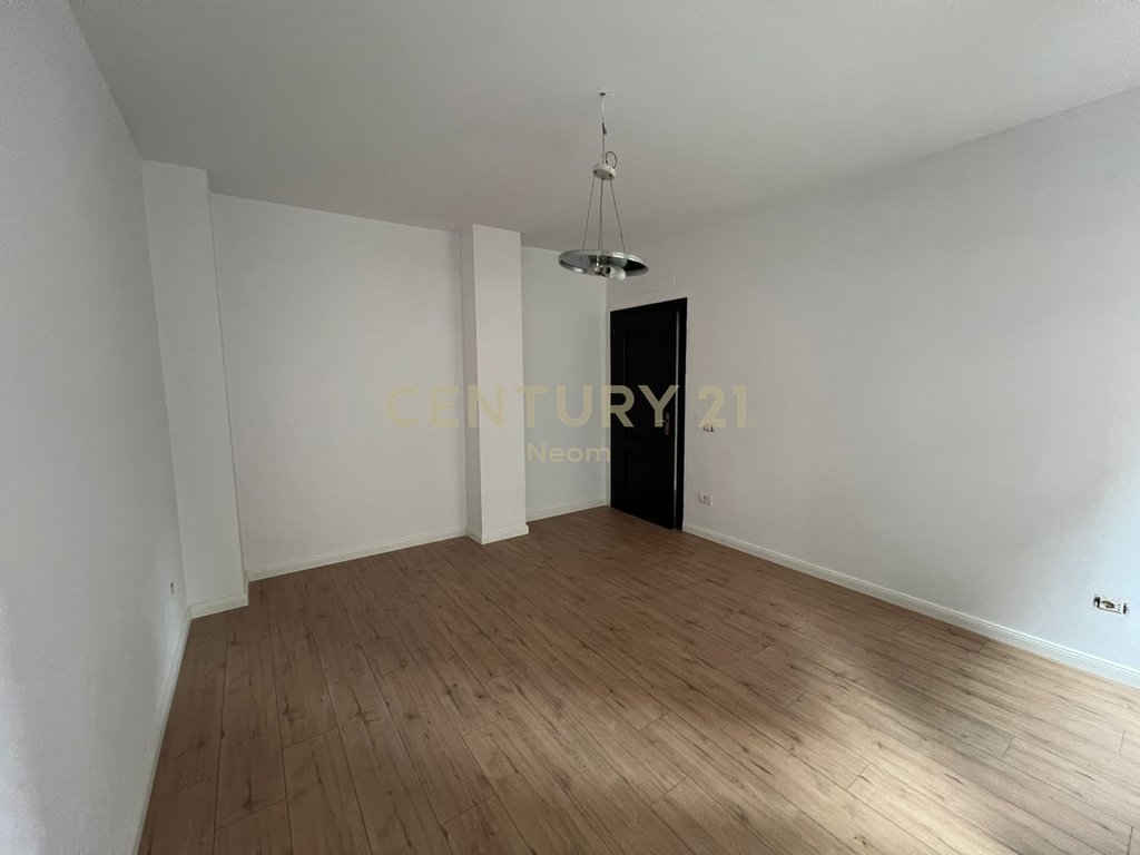 Apartment 1+1 for rent – Kolombo Complex, Dry Lake