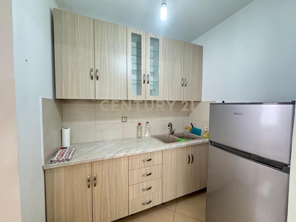 1+1 Apartment for Rent in the Shigjeta Building!
