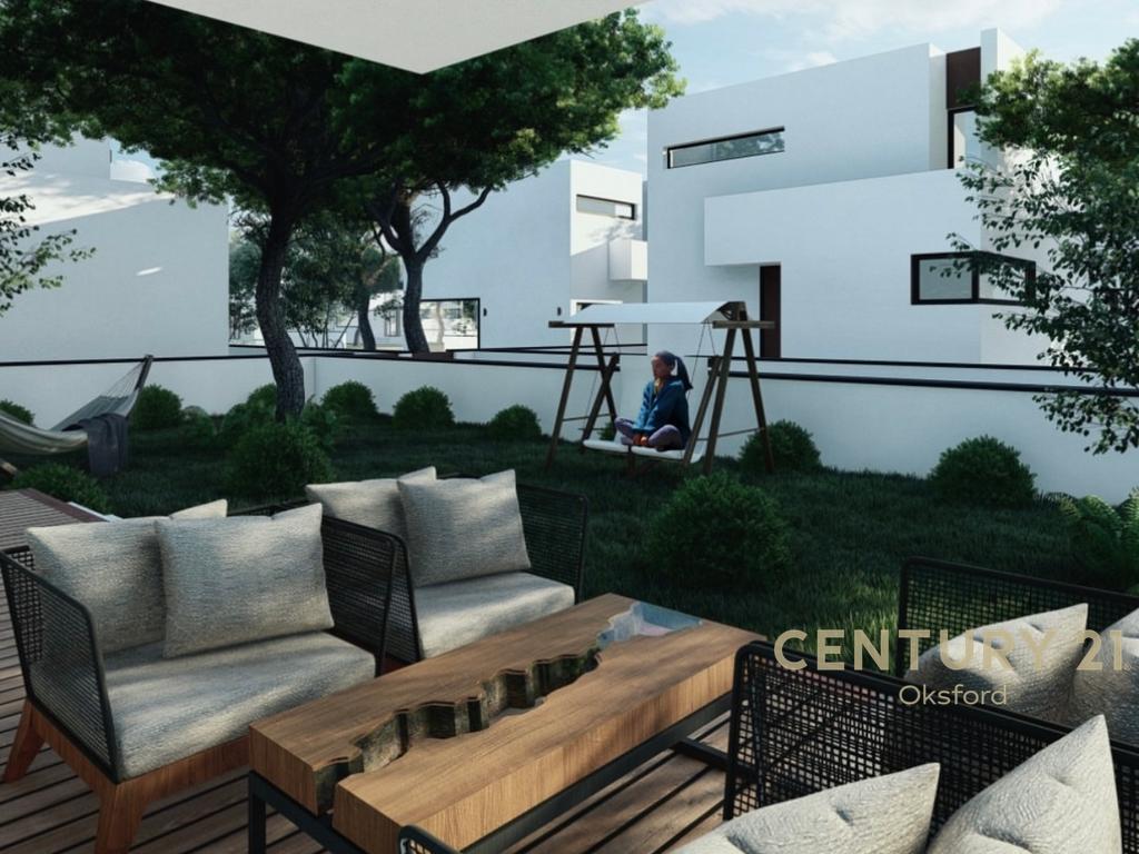 INDIVIDUAL VILLA WITH YARD FOR SALE, IN THE “TURQUOISE MARINA” COMPLEX!