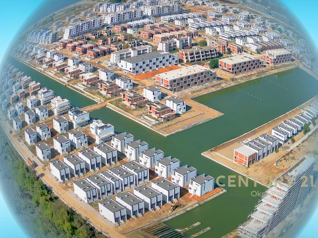 INDIVIDUAL VILLA WITH YARD FOR SALE, IN THE “TURQUOISE MARINA” COMPLEX!