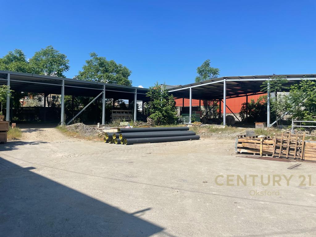 LAND FOR RENT AT CUSTOMS CROSSING