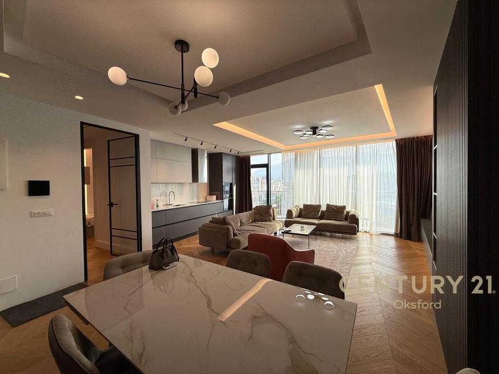 I AM RENTING A LUXURY APARTMENT + PARKING SPOT AT LAKE VIEW RESIDENCE!