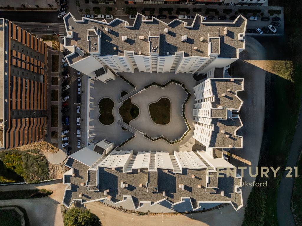 COMMERCIAL SPACE for SALE at River Residence!