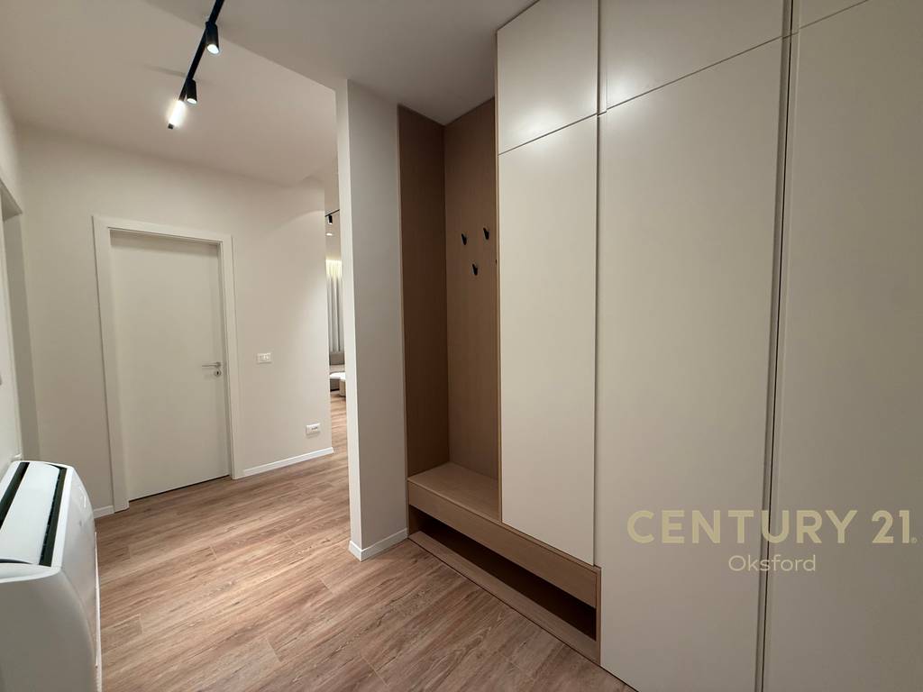 Japim me qira apartament 2+1+2+post parkimi në Kompleksin “Green Valley 3”!
