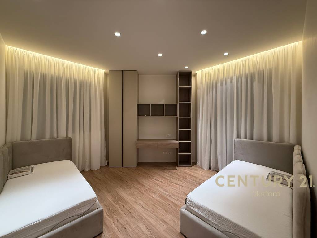Japim me qira apartament 2+1+2+post parkimi në Kompleksin “Green Valley 3”!