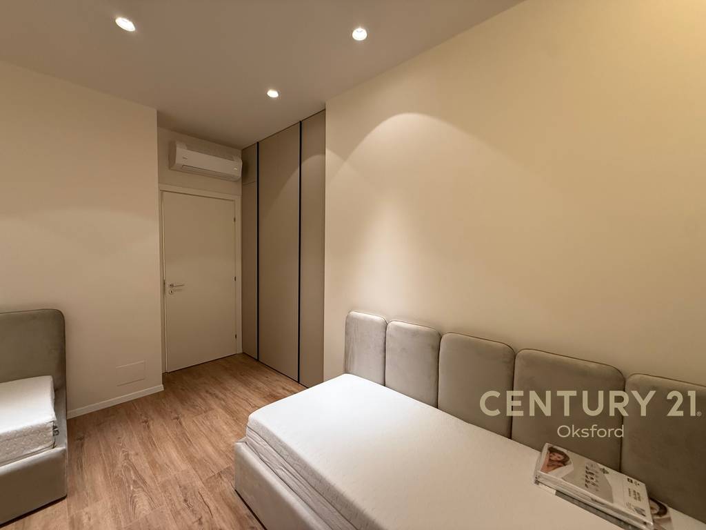 Japim me qira apartament 2+1+2+post parkimi në Kompleksin “Green Valley 3”!