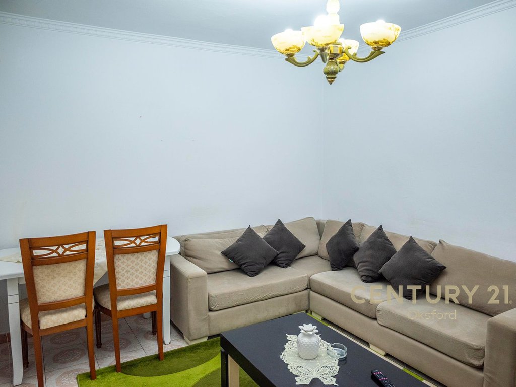 Apartment 3+1 FOR RENT near Pazari i Ri!