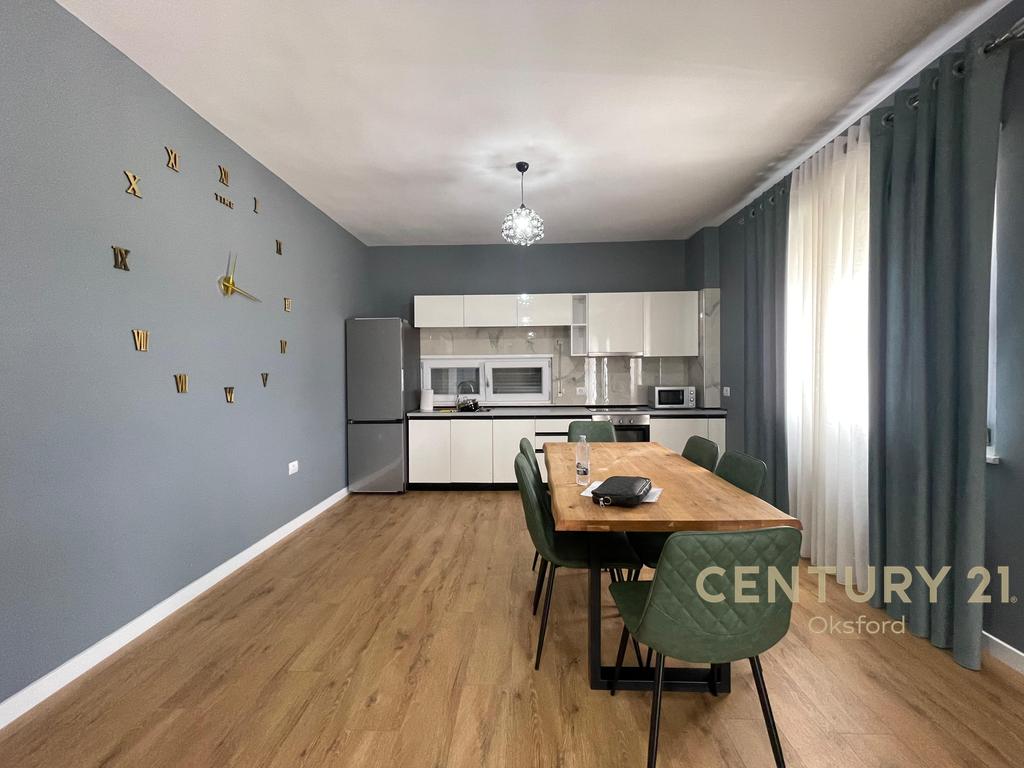 APARTMENT FOR RENT 2+1+2+PARKING SPACE AT THE BOTANICAL GARDEN!