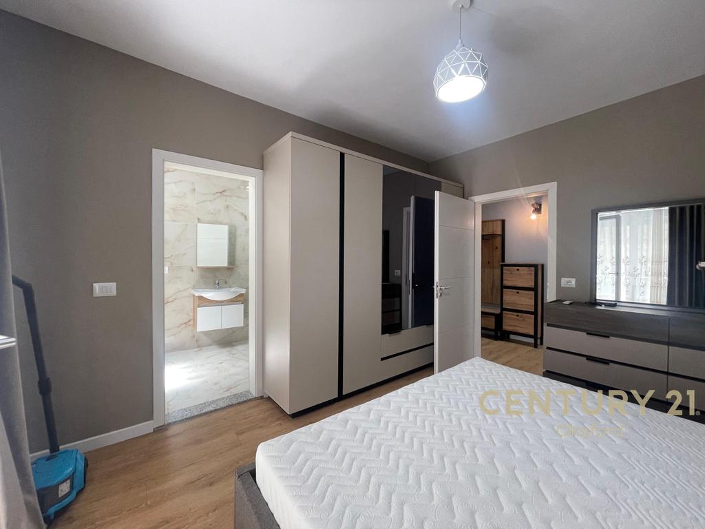 APARTMENT FOR RENT 2+1+2+PARKING SPACE AT THE BOTANICAL GARDEN!