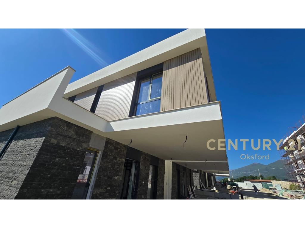 3-Story Elite Villa For Sale At West Home Residence!
