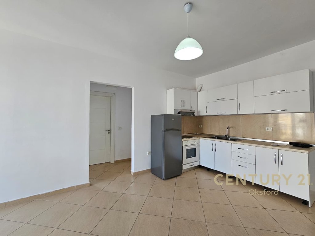 1+1 Apartment for Rent at Fusha Aviacionit