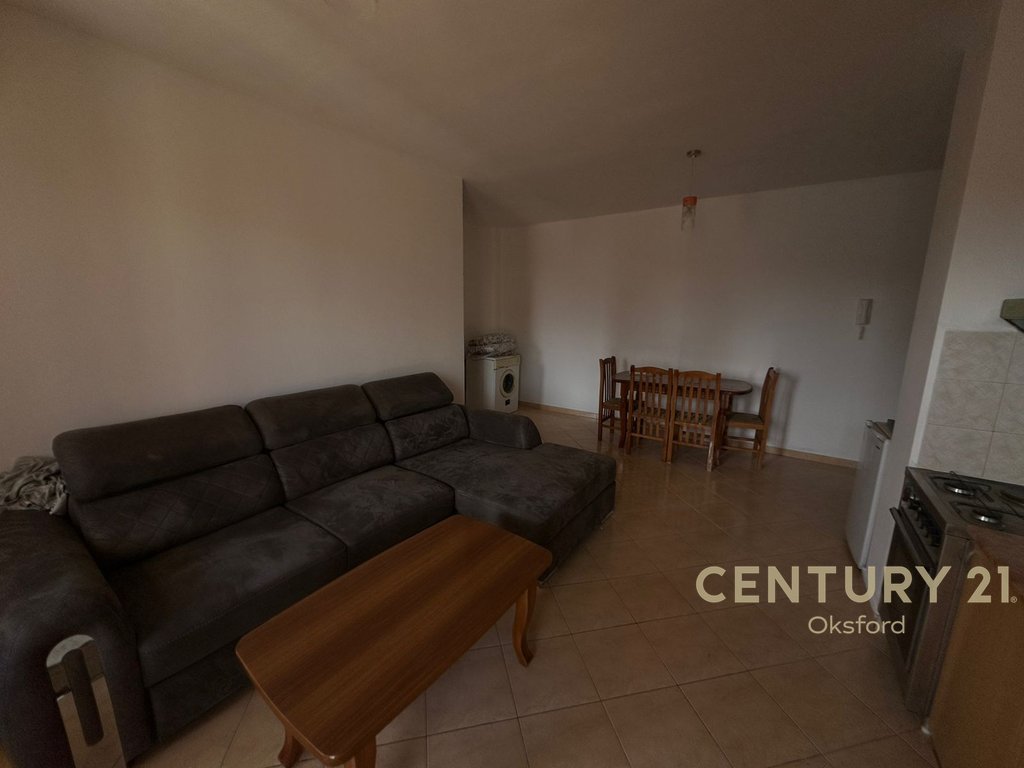 Comfortable Apartment in Golem for sale
