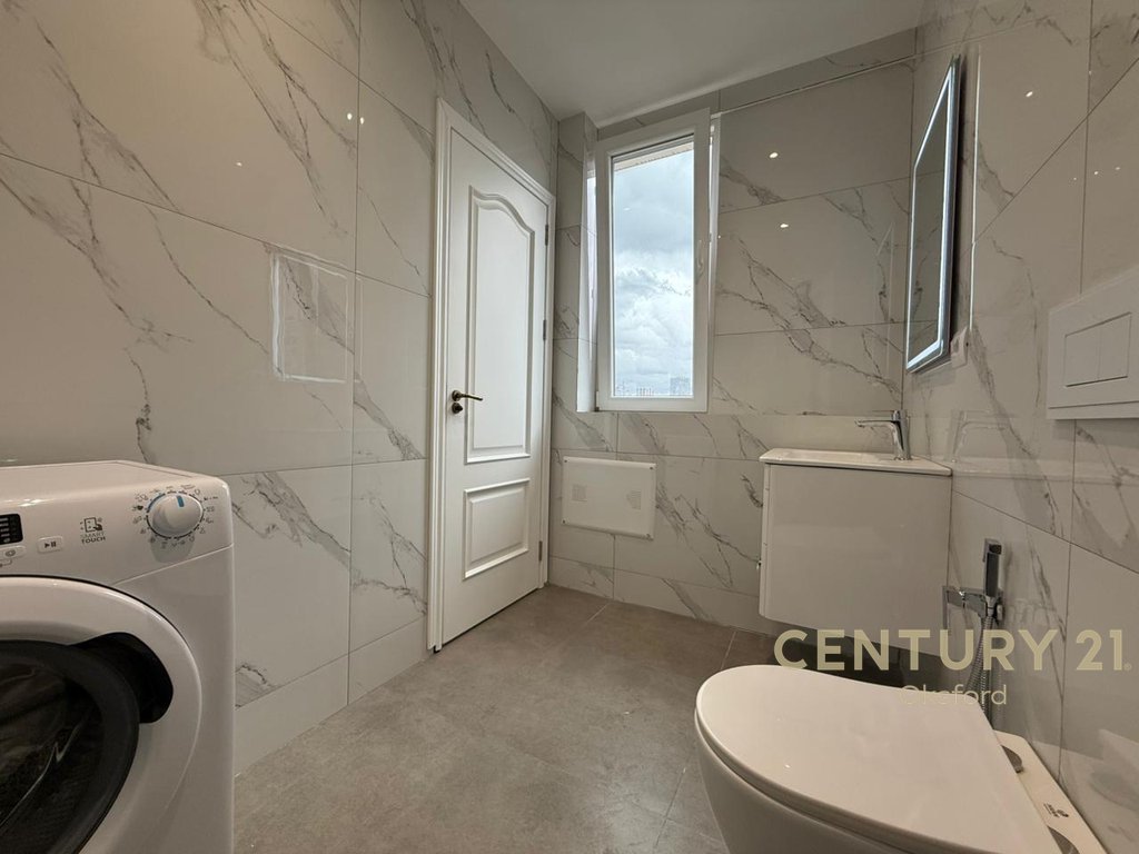 1+1 Furnished Apartment for Sale near the Center of Tirana – Fortuzi Street!