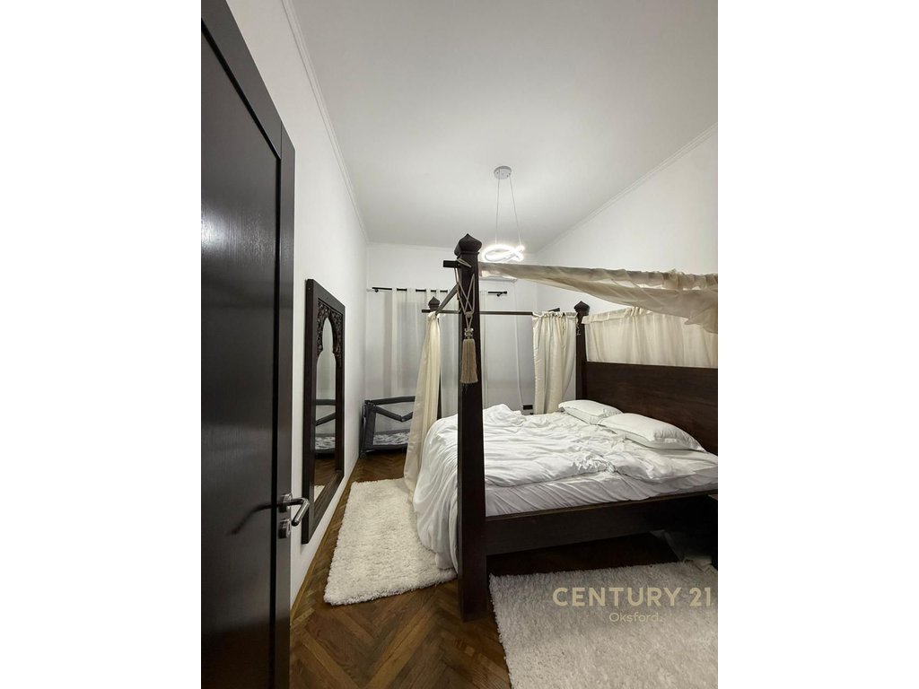 Apartment 2+1+2 near the center, Barrikadave Street Tirana!