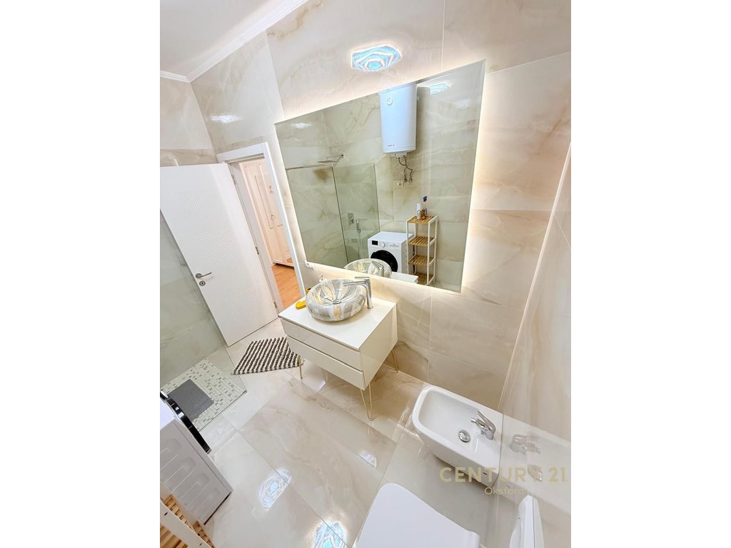 2+1 APARTMENT FOR RENT, NEAR KOSOVARËVE STREET!