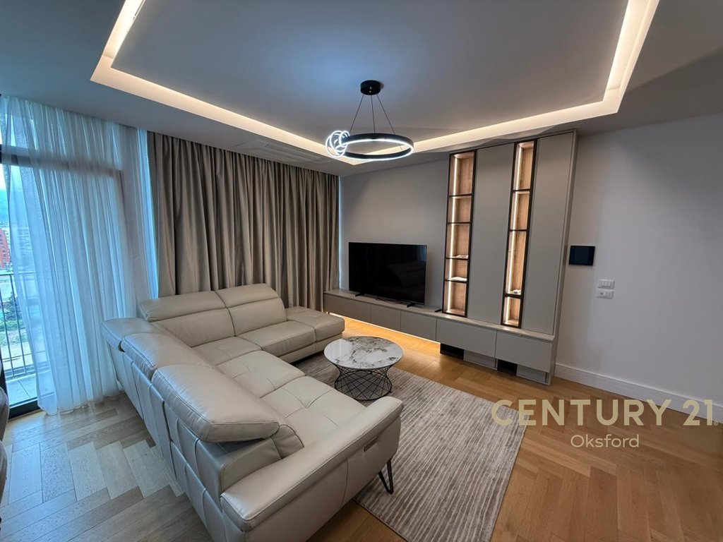 FOR RENT LUXURY APARTMENT + PARKING SPACE AT LAKE VIEW RESIDENCE!