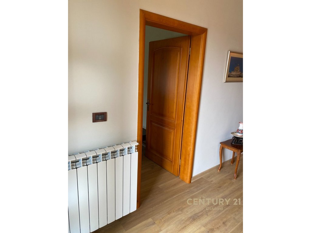 APARTMENT FOR RENT 3+1 WITH PARKING SPACE NEAR STUDENT CITY