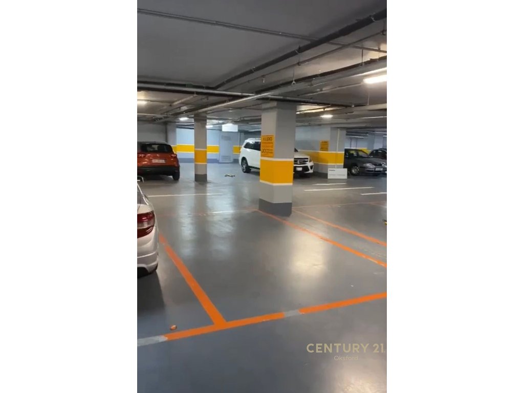 I rent a parking space, at the "Deliorgji" Complex!