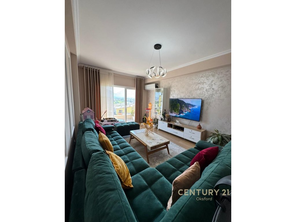 APARTMENT FOR RENT 2+1+2 with GARAGE FOR 2 CARS AT DRY LAKE