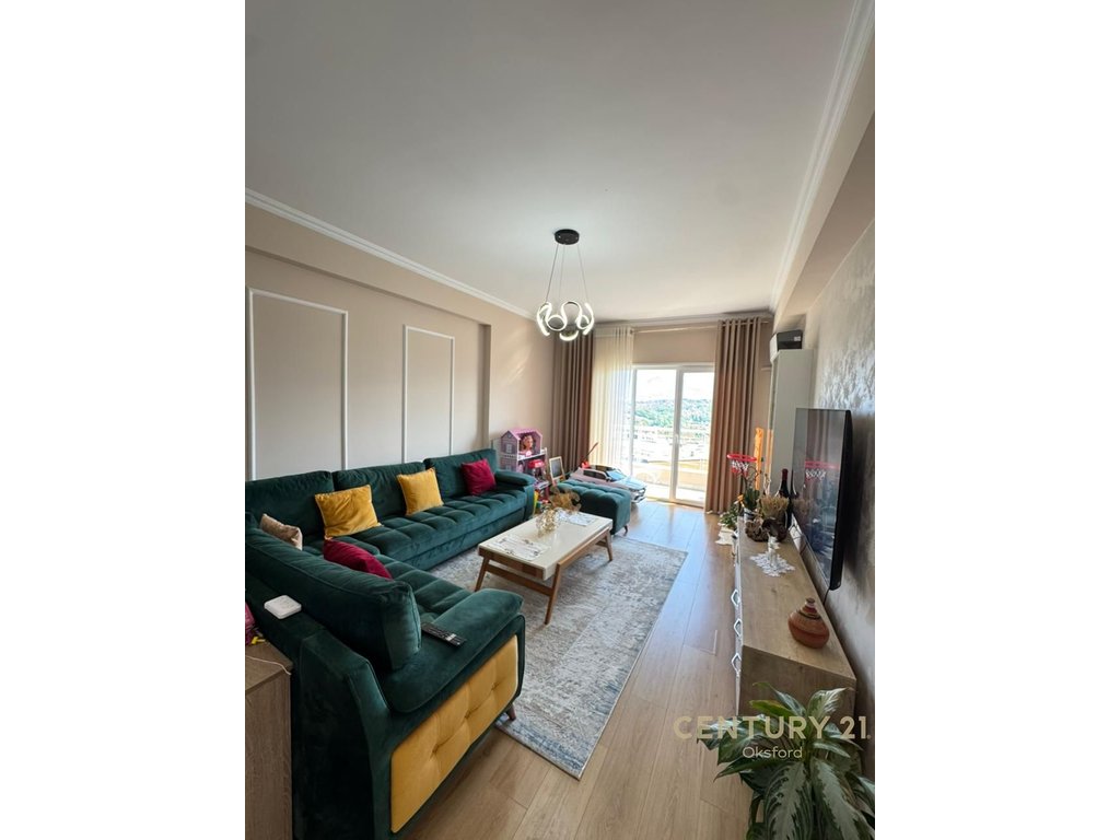 APARTMENT FOR RENT 2+1+2 with GARAGE FOR 2 CARS AT DRY LAKE