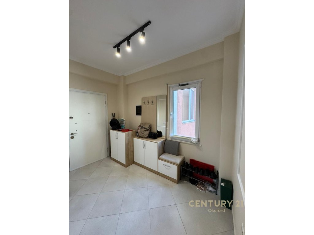 APARTMENT FOR RENT 2+1+2 with GARAGE FOR 2 CARS AT DRY LAKE