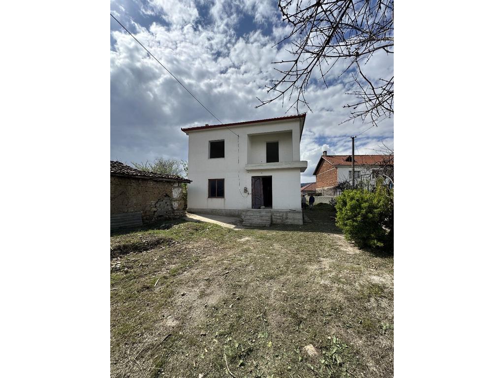 2-STOREY VILLA FOR SALE