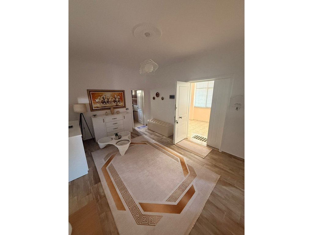 3-STOREY VILLA FOR SALE IN POGRADEC – MIQËSIA STREET, WITH LAKE VIEW AND PANORAMIC TERRACE