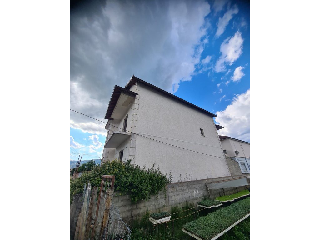 Villa for Sale on Voloreka Street – Desired and Valuable Location!!!