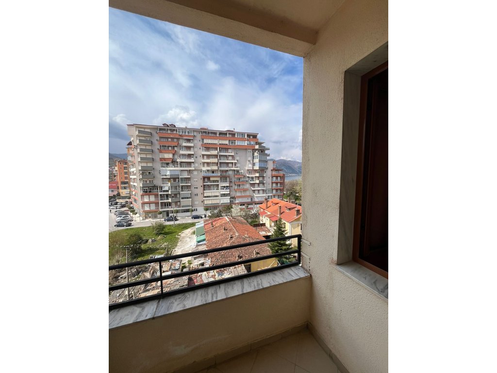 2+1 APARTMENT FOR SALE IN POGRADEC – NEAR THE STADIUM, WITH VIEW OF THE LAKE AND THE CASTLE !!