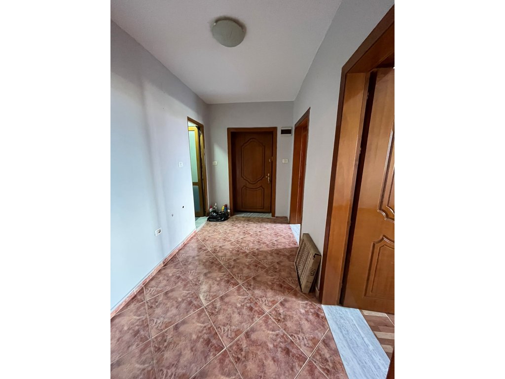 APARTMENT FOR SALE IN POGRADEC – HOSPITAL STREET, WITH LAKE VIEW !!