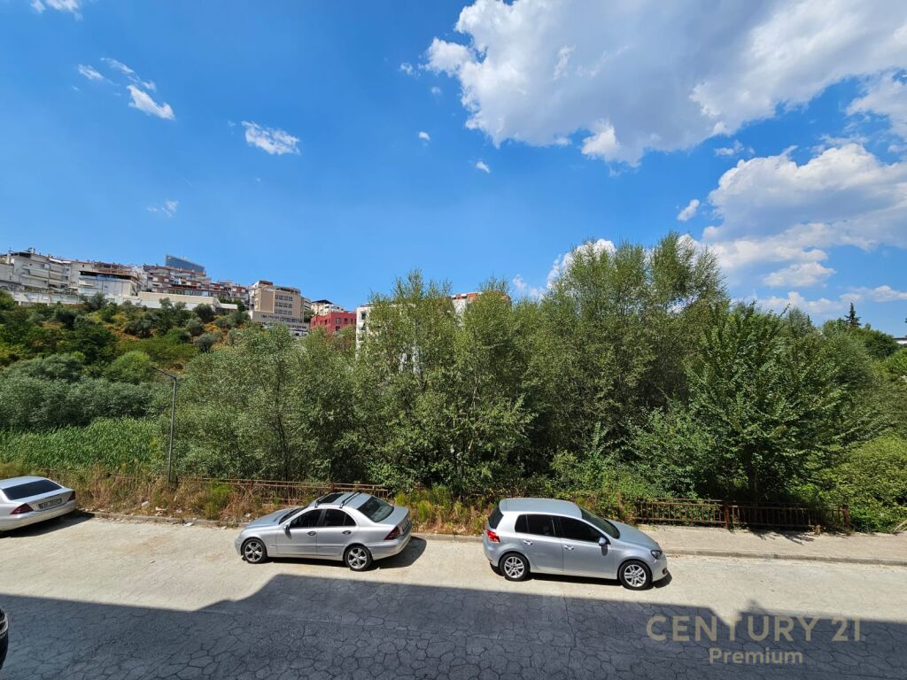 2+1+2 APARTMENT FOR RENT NEAR THE BOTANICAL GARDEN