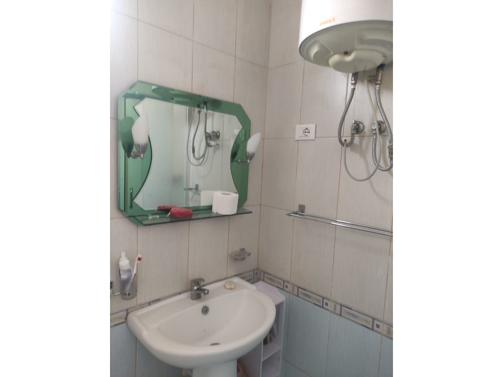 2+1 Apartment for Rent on Siri Kodra Street, Tirana.