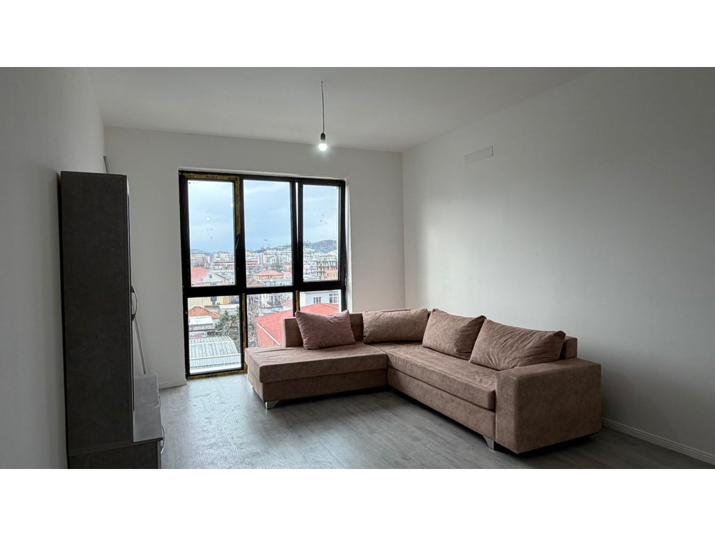Apartment 2+1+2 For Rent in Shqiponja Square, Tirana - 700 thousand lek | 98 m²